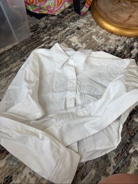Aritzia White Button-Down Shirt Size Extra Small